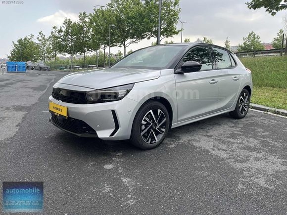 14 BİN KM DE CORSA 1.2 GS PAKET
