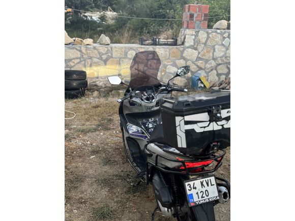 Sahibinden Honda PCX125  extralı 