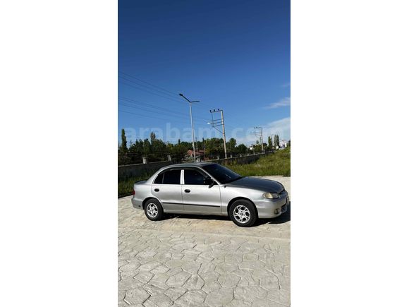 Sahibinden Hyundai Accent 1.3 LS 1998 Model 
