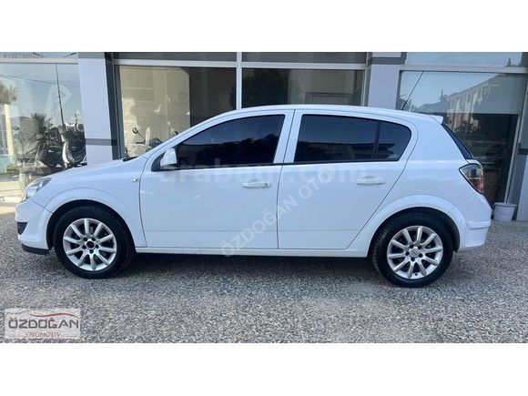 2011 OPEL ASTRA ÖZDOĞANDAN