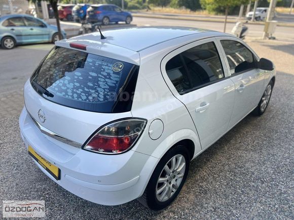 2011 OPEL ASTRA ÖZDOĞANDAN