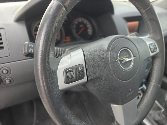 2012 Model Boyasız Değişensiz Dizel Opel Astra