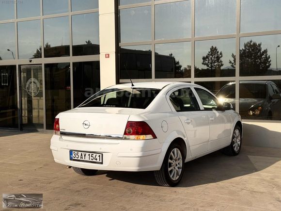 **2012 OPEL ASTRA SEDAN 1.6 ENJOY PLUS 159.000 KM BEYAZ