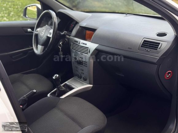 **2012 OPEL ASTRA SEDAN 1.6 ENJOY PLUS 159.000 KM BEYAZ