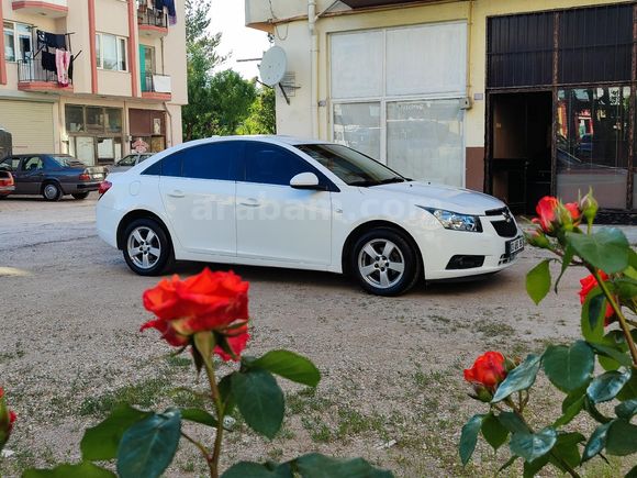 Sahibinden Chevrolet Cruze 1.6 LS Plus 2011 Model