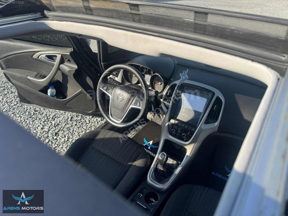 2012 ASTRA SPORT MANUEL DÜŞÜK KM SUNROF