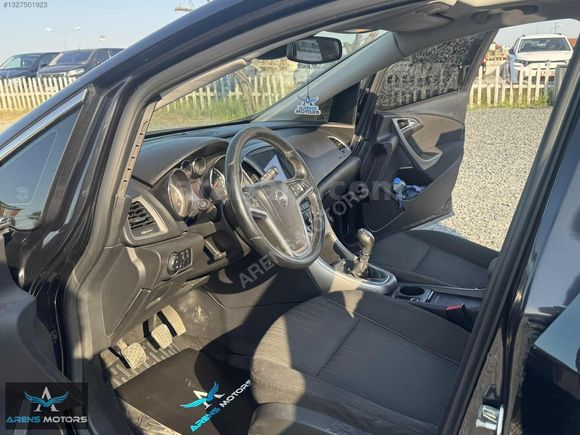 2012 ASTRA SPORT MANUEL DÜŞÜK KM SUNROF