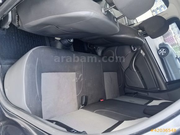 DENİZ VERA OTO'DAN 133BİN KM'Lİ DUSTER 4X2 OTOMATİK BAKIMLI