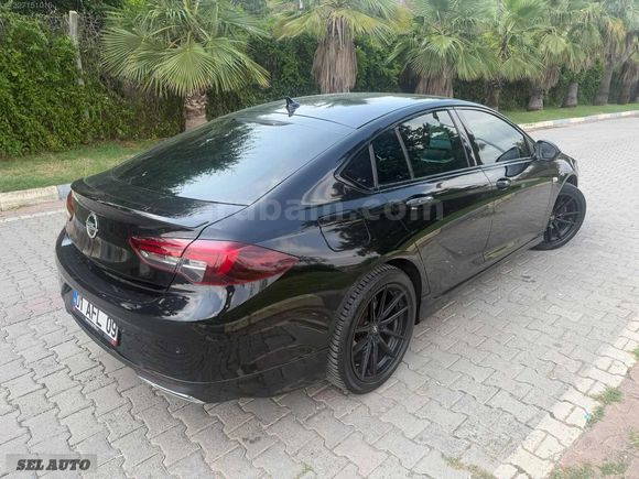 SEL AUTODAN 2022 MDL OPEL İNSİGNİA SANRUFLU FULL +FULL
