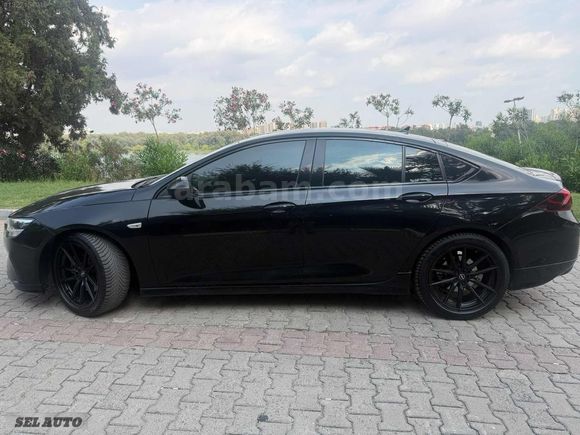 SEL AUTODAN 2022 MDL OPEL İNSİGNİA SANRUFLU FULL +FULL