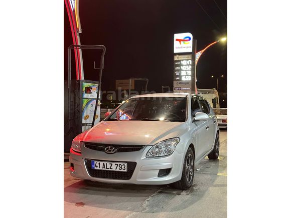 Sahibinden Hyundai i30 1.6 CRDi Team 2011 Model 