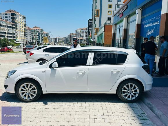 YATIRIM OTO'DAN 2011 MODEL OPEL ASTRA