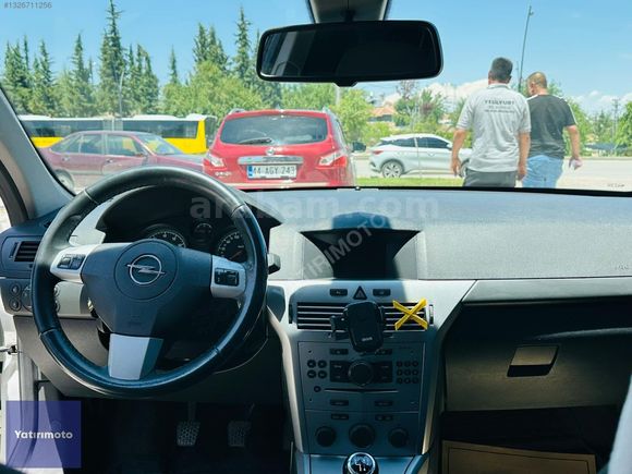 YATIRIM OTO'DAN 2011 MODEL OPEL ASTRA