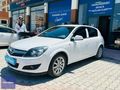 YATIRIM OTO'DAN 2011 MODEL OPEL ASTRA