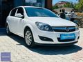 YATIRIM OTO'DAN 2011 MODEL OPEL ASTRA