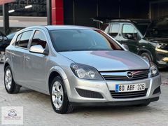 ADİLDEN OPEL ASTRA BOYASIZ/ DEĞİŞENSİZ/ HATASIZ
