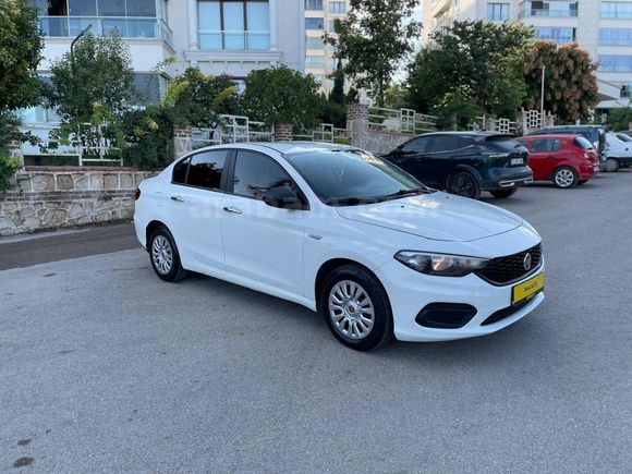 2020 MODEL 1.3 DİSEL HATASIZ DÜŞÜK KM