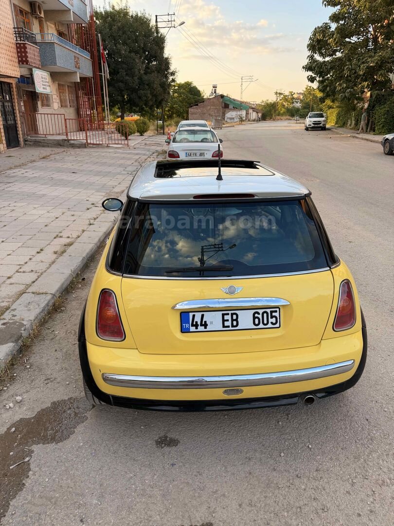Sahibinden Mini Cooper 1.6 2003 Model 3