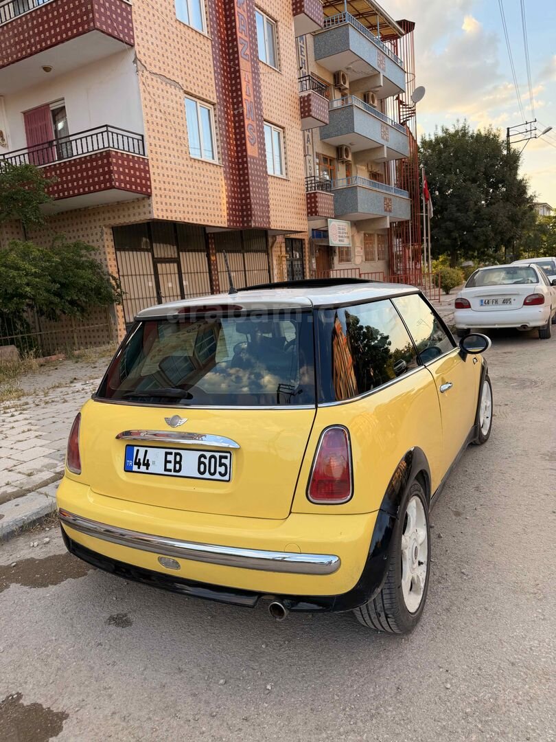 Sahibinden Mini Cooper 1.6 2003 Model 1