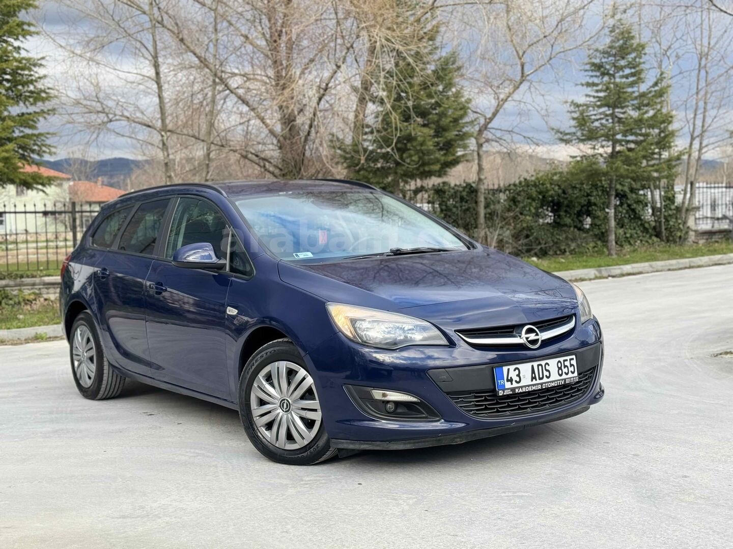 Galeriden Opel Astra 1.4 T Sport 2014 Model Kütahya 140.000 km Lacivert 1