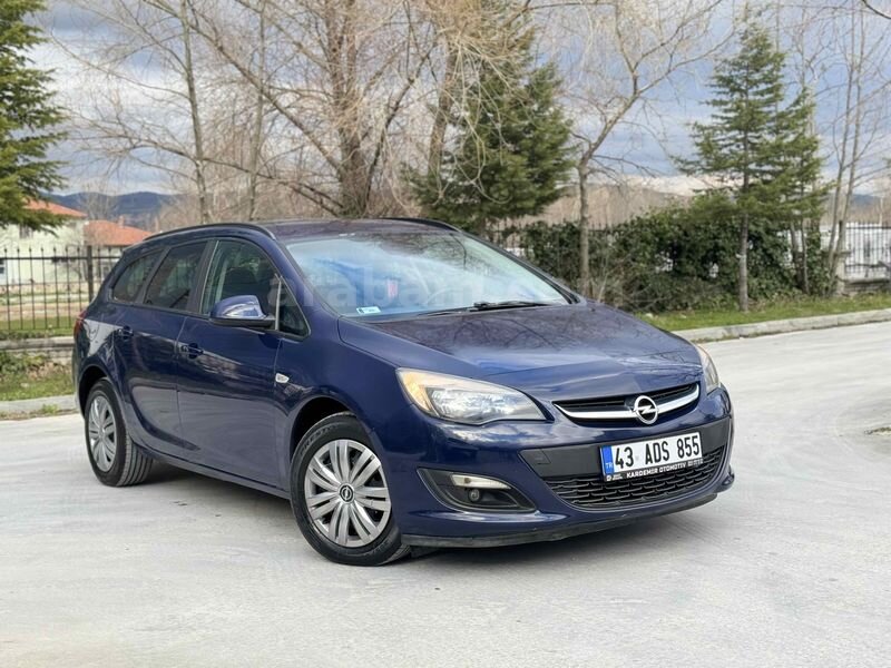 Galeriden Opel Astra 1.4 T Sport 2014 Model Kütahya 140.000 km Lacivert