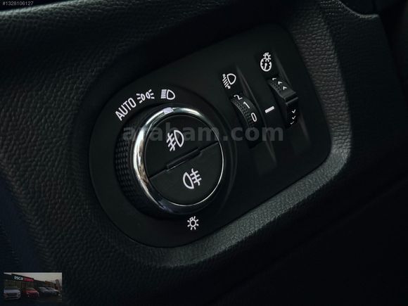 ESCAR OTOMOTİV'DEN HATASIZ/BOYASIZ/CAM TAVAN/SERVİS GARANTİLİ