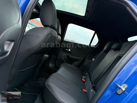 ESCAR OTOMOTİV'DEN HATASIZ/BOYASIZ/CAM TAVAN/SERVİS GARANTİLİ