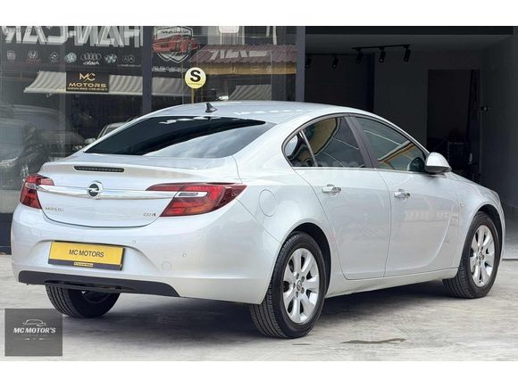 2015 MODEL HATASIZ BOYASIZ DEĞİŞENSİZ HASAR KAYITSIZ 135 BİN KM