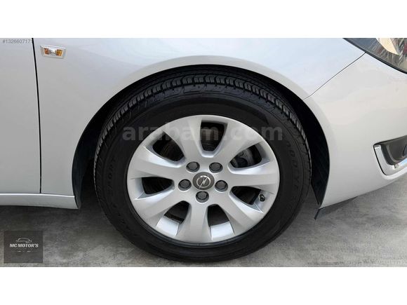 2015 MODEL HATASIZ BOYASIZ DEĞİŞENSİZ HASAR KAYITSIZ 135 BİN KM