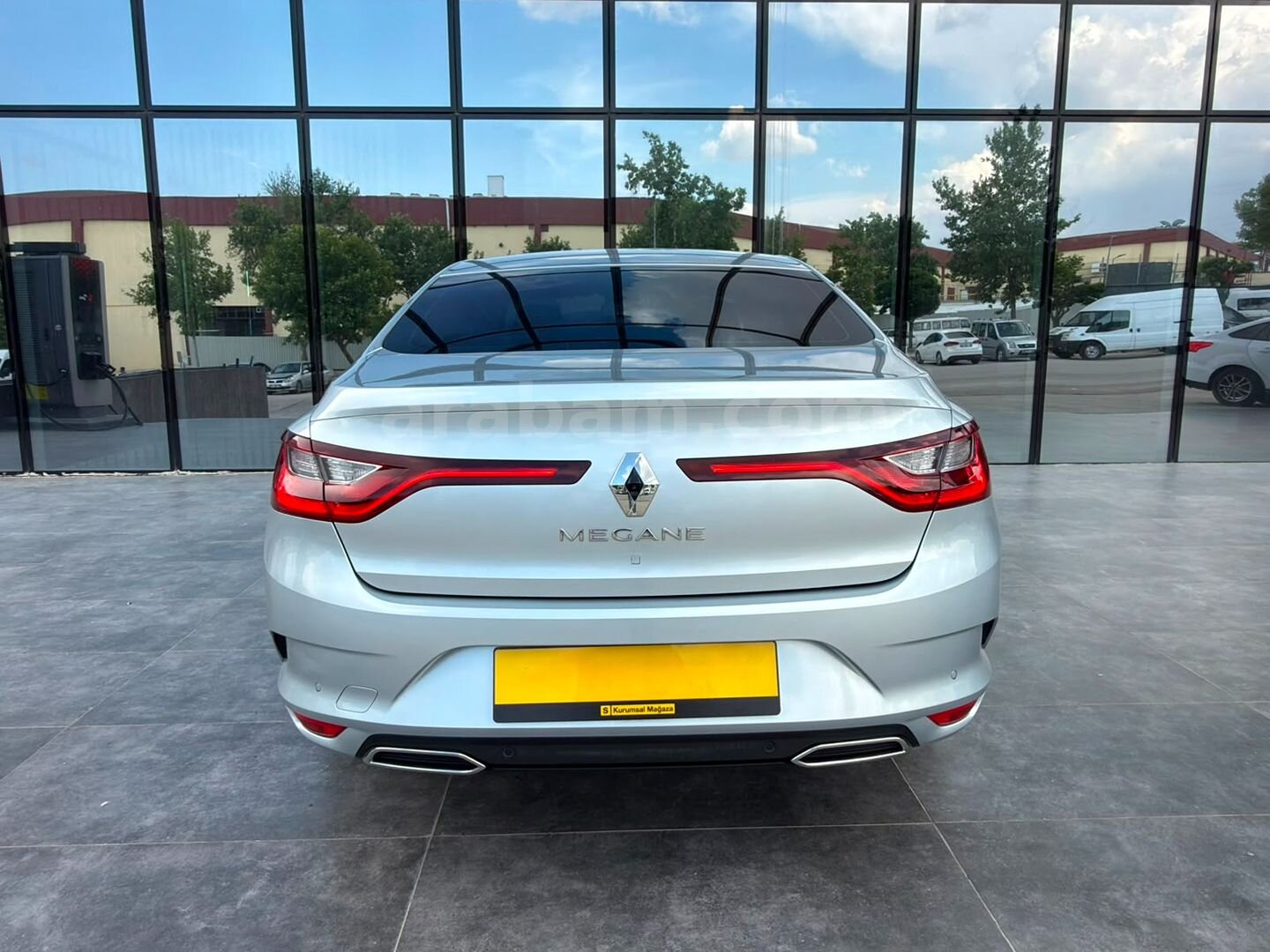 Galeriden Renault Megane 1.3 TCe Touch 2023 Model Gaziantep 168.000 km Gri (metalik) 7