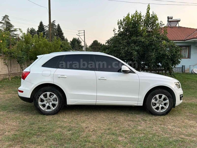 Sahibinden Audi Q5 2.0 TDI Quattro 2009 Model Giresun 275000 km Beyaz 4