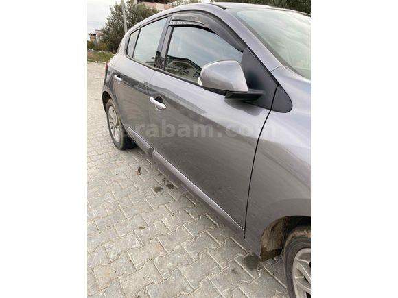 Sahibinden Renault Megane 1.6 Icon 2012 Model 
