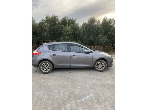 Sahibinden Renault Megane 1.6 Icon 2012 Model 