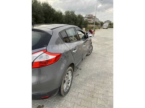 Sahibinden Renault Megane 1.6 Icon 2012 Model 