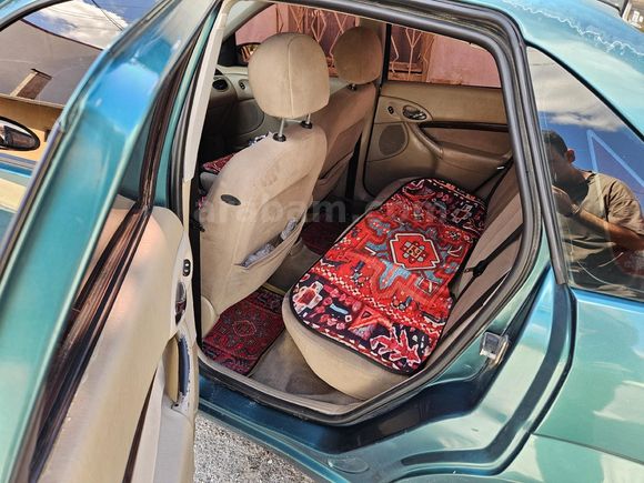 Sahibinden Ford Focus 1.6 Ghia 2002 Model Kütahya