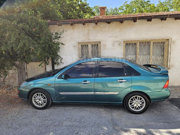 Sahibinden Ford Focus 1.6 Ghia 2002 Model Kütahya