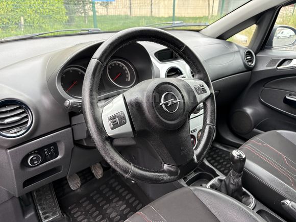 2012 MODEL CORSA 1.3 MAKYAJLI 4 AİRBAG ABS HIZ SABİT KLİMA FUL