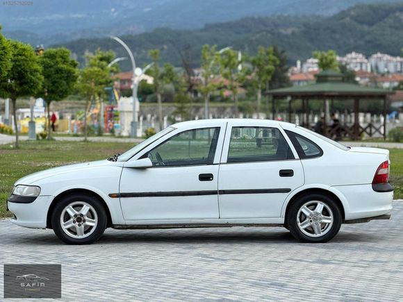 1996 MODEL BAKIMLI / KLİMALI OPEL VECTRA GLS