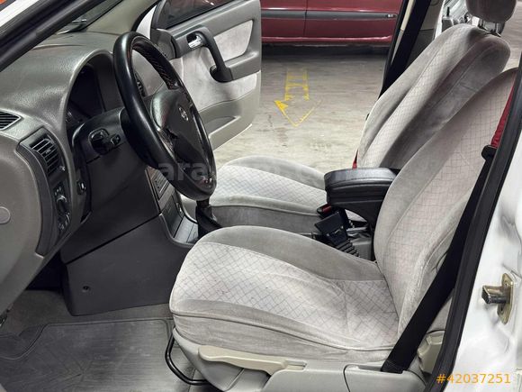 ÖZTÜRKDEN 2001 OPEL ASTRA 1.6 100HP ELEGANCE CD LPG OTOMATİK