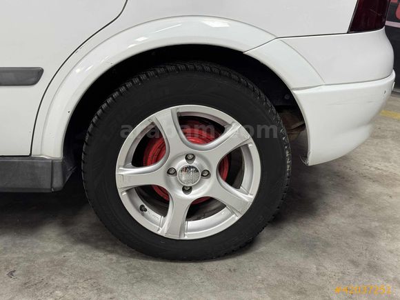 ÖZTÜRKDEN 2001 OPEL ASTRA 1.6 100HP ELEGANCE CD LPG OTOMATİK