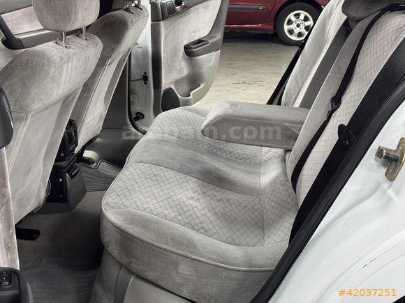ÖZTÜRKDEN 2001 OPEL ASTRA 1.6 100HP ELEGANCE CD LPG OTOMATİK