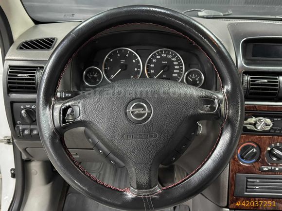 ÖZTÜRKDEN 2001 OPEL ASTRA 1.6 100HP ELEGANCE CD LPG OTOMATİK