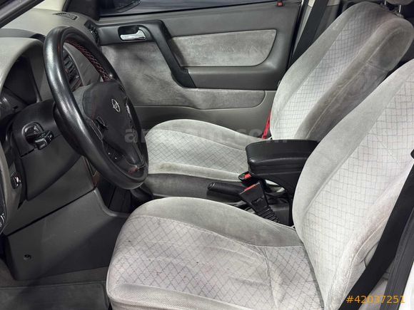 ÖZTÜRKDEN 2001 OPEL ASTRA 1.6 100HP ELEGANCE CD LPG OTOMATİK