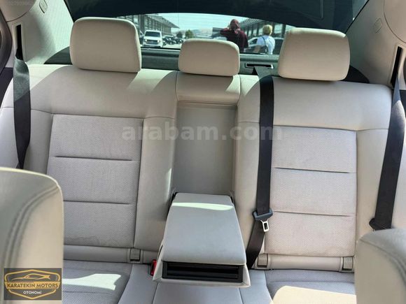 KARATEKİNDEN EFSANE HATASIZ EMSALSİZ E200 LPG UYUMLU CAM TAVAN