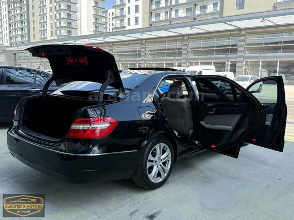 KARATEKİNDEN EFSANE HATASIZ EMSALSİZ E200 LPG UYUMLU CAM TAVAN