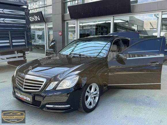 KARATEKİNDEN EFSANE HATASIZ EMSALSİZ E200 LPG UYUMLU CAM TAVAN