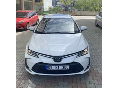 Sahibinden Toyota Corolla 1.6 Flame X Pack 2019 Model  45.000 km Beyaz