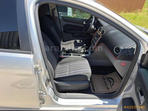 ÖZTÜRK'den DEĞİŞENSİN/ 2010 MODEL/ FORD FOCUS/ 1.6 115 HP
