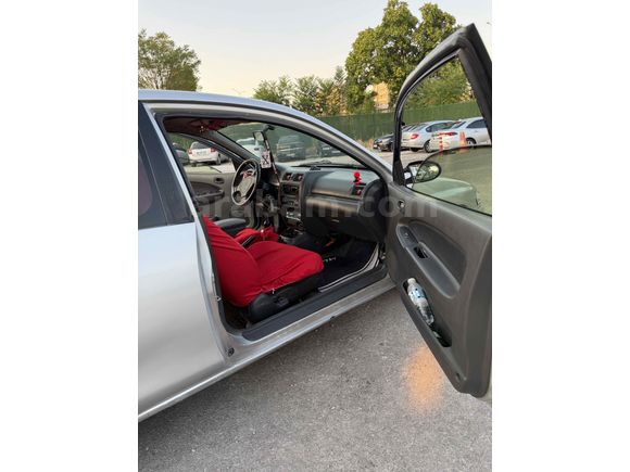 Sahibinden Mazda 323 1.5 Practica 1998 Model 