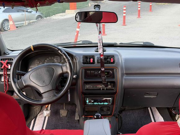 Sahibinden Mazda 323 1.5 Practica 1998 Model 